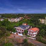 Treehouse Vega, A Boutique Hotel