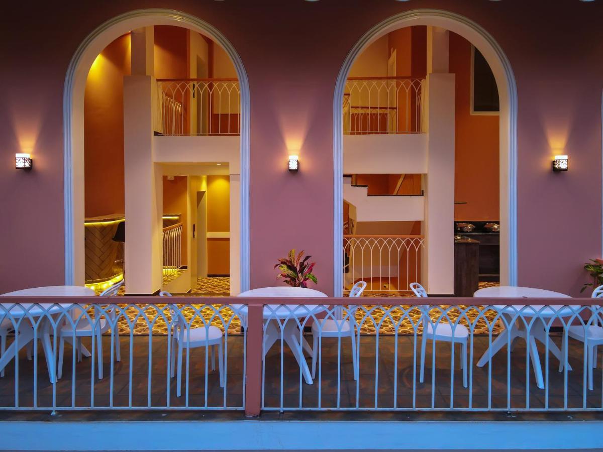 Hotel Treehouse Vega, A Boutique